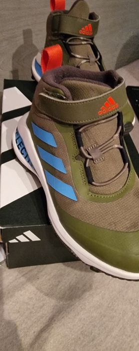 Adidas маратонки