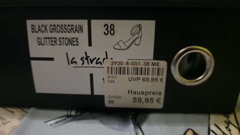 La Strada Обувки