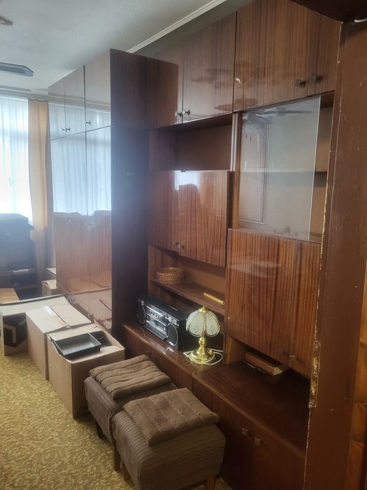 Подарявам стари мебели