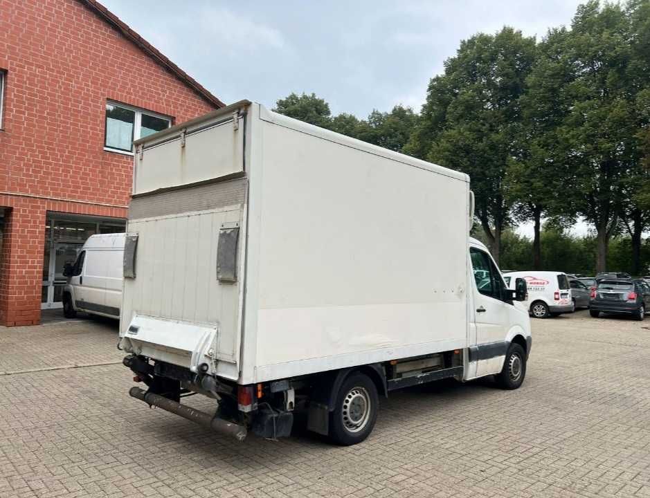 VW Crafter 2.5 TDI - 2008 г., товарен фургон с падащ борд