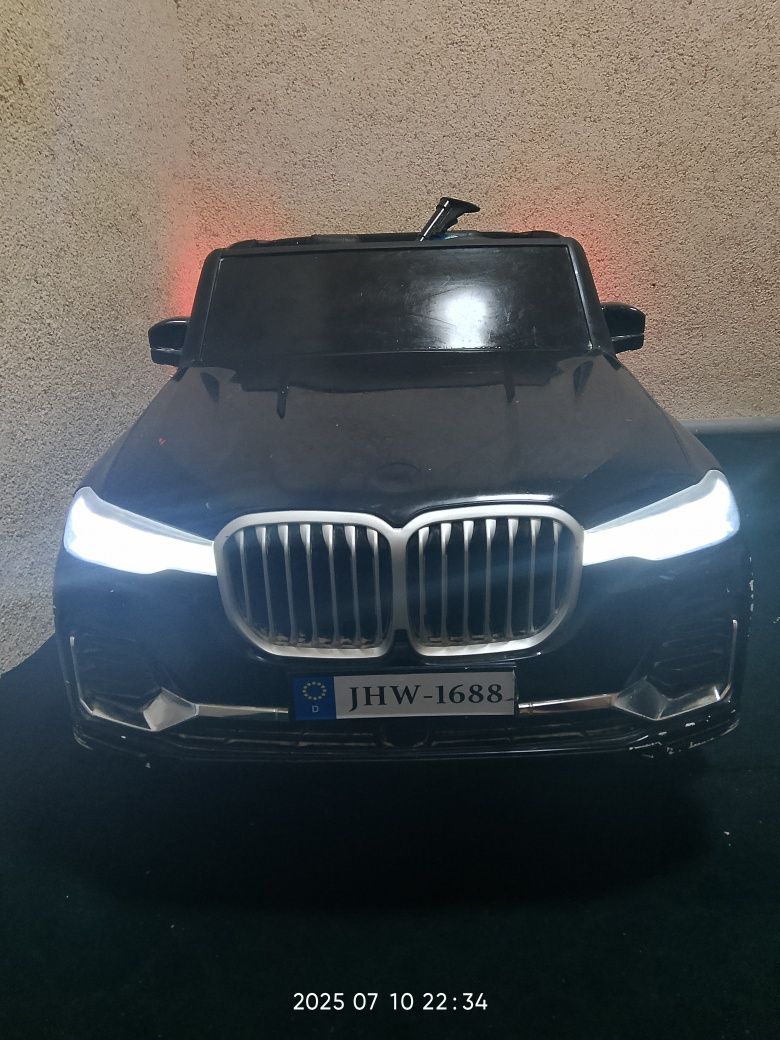 Bolalar mashinasi BMW X5