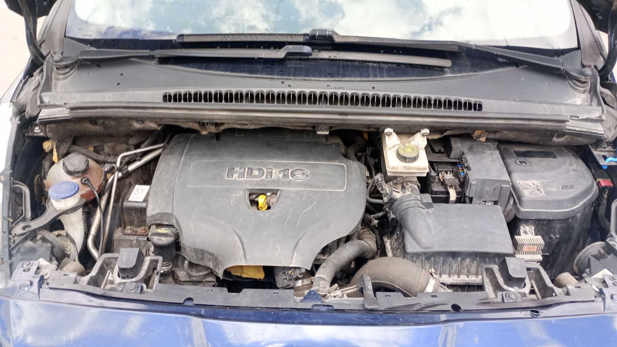 Peugeot 5008 2.0 HDI 150