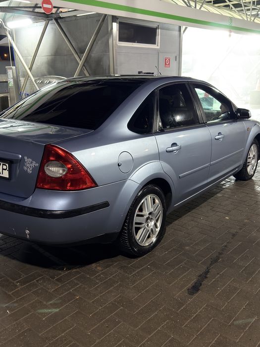Vand Ford Focus 1.6 2006 benzina