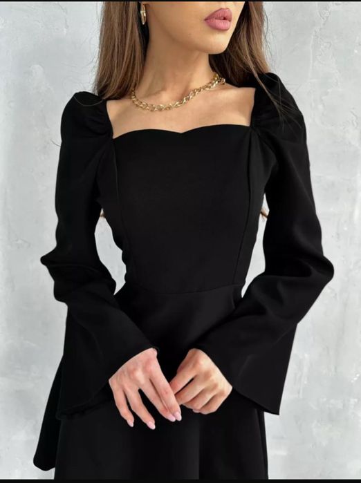 Платье черное. 8000 тг. Договорная