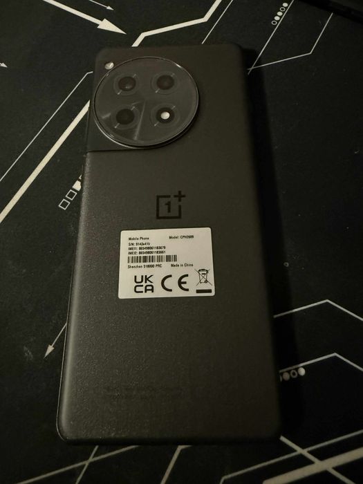 Vând/Schimb Oneplus 12R 16/256 ca nou