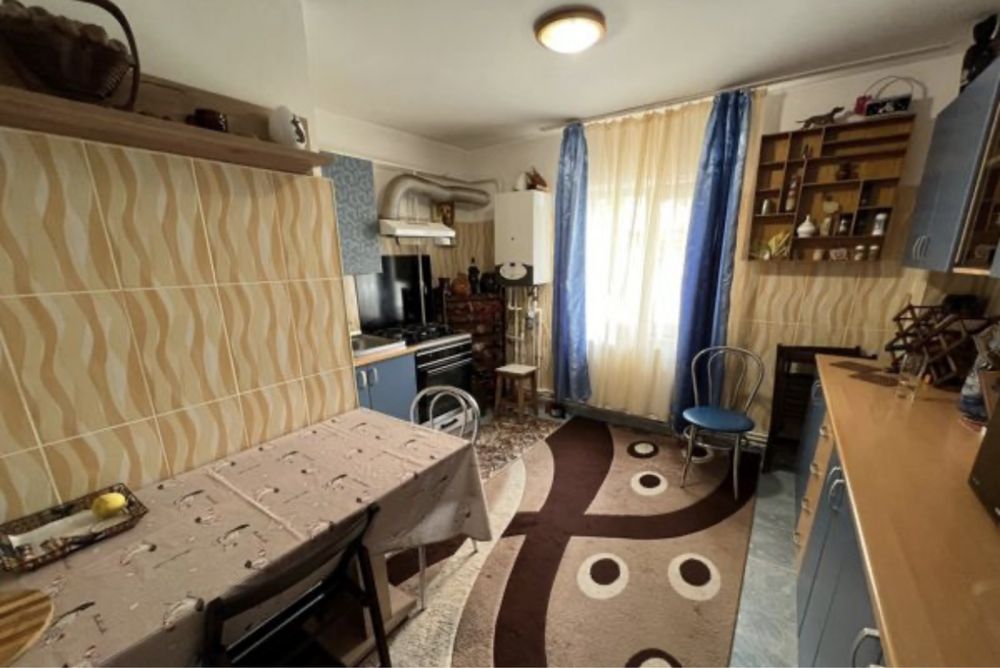 Apartament de vanzare/4 CAMERE/ CALARASI