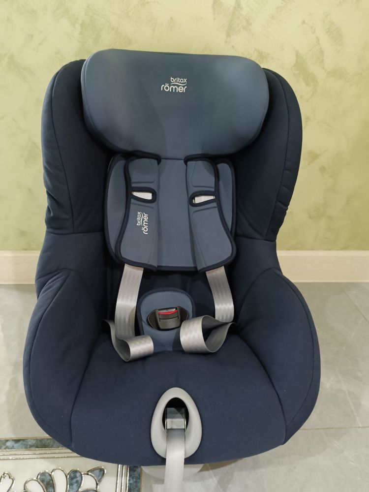 Автокресло britax romer