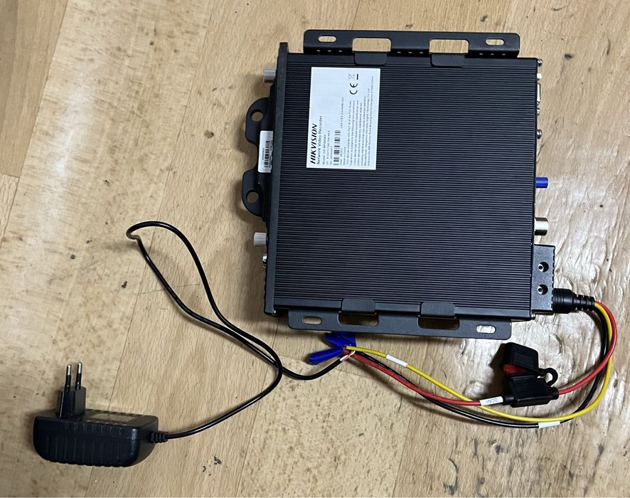 Hikvision DS-MP5604N Мобильный сетевой видеорегистратор