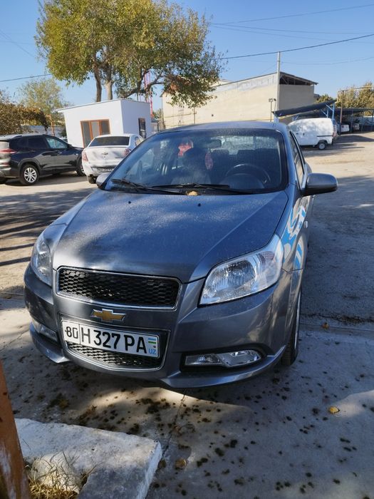 Равон нексия 3 сотилади