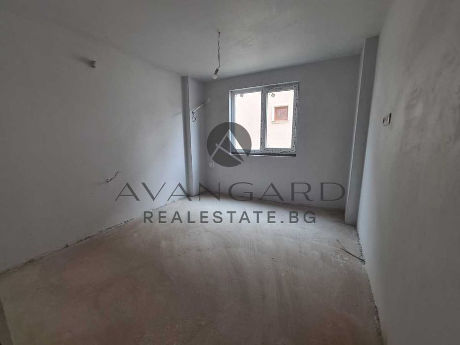 Продава се Двустаен апартамент в Пловдив, Прослав - 67 кв.м за 1169 €/кв.м - Снимка #3