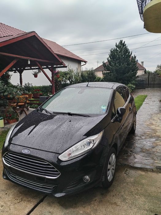 Ford fiesta titanium 2015