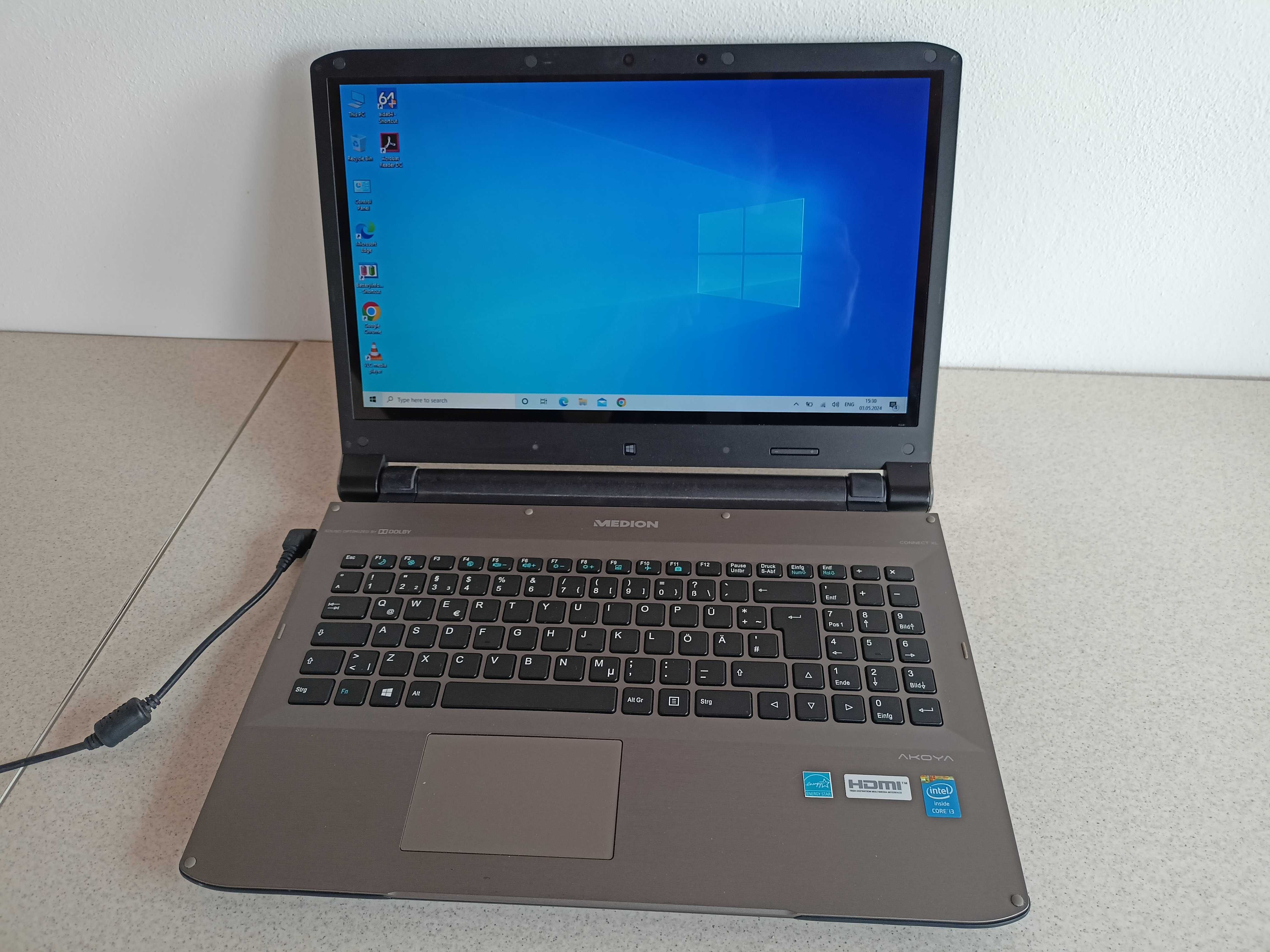 Laptop Medion S6212T Touchscreen disp 15,6 I3-4010u 8gb ram SSHD500g