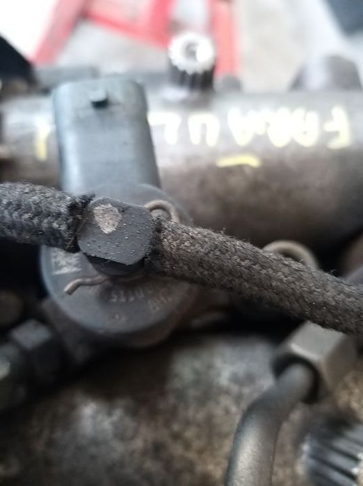 Injector 1.3 d 0445110083 fiat doblo idea panda lancia musa ypsilon opel agila combo corsa c