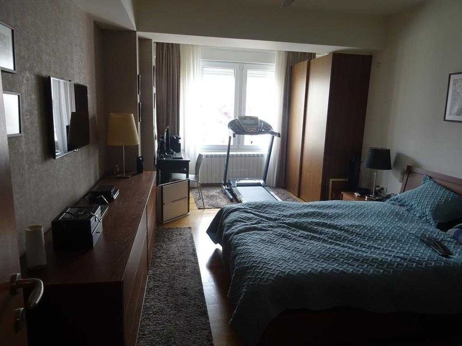 Дава се под наем Двустаен апартамент в Бургас, Изгрев - 54 кв.м за 178.5 € - Снимка #4