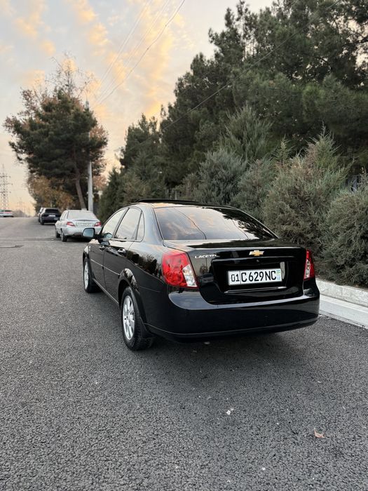 Jentra qora 2023 tozza