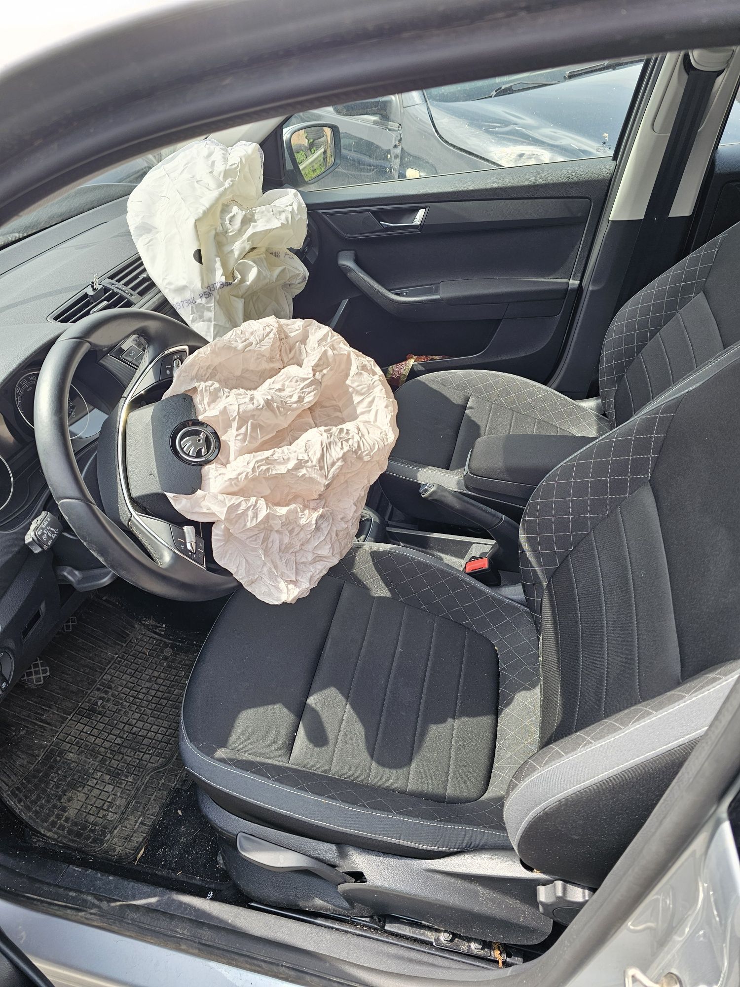 Skoda Fabia III 1.0 95к.с