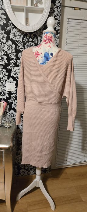 Рокля еластична плетка пепел от рози 2хл 48 EU