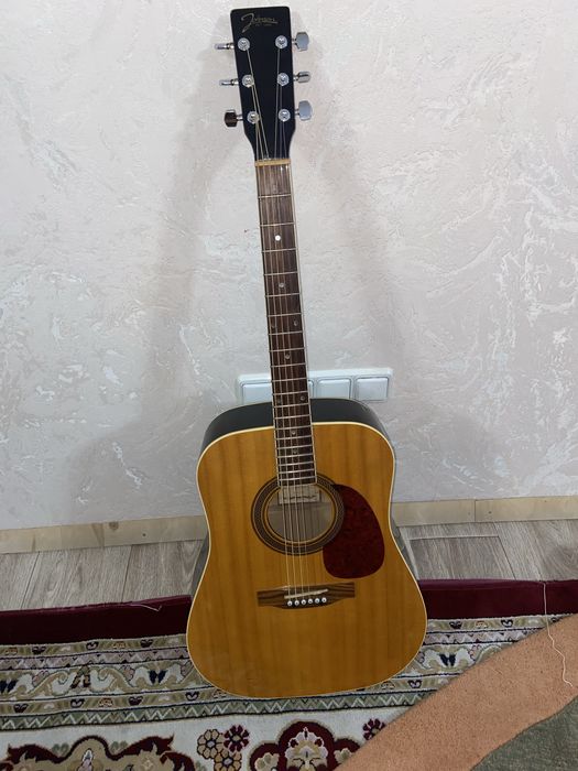 Акустическая гитара Johnson - идеальный звук, новые струны