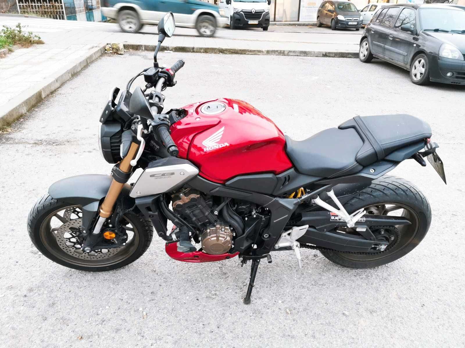Продавам Мотор HONDA CB650R + 3 Подарък