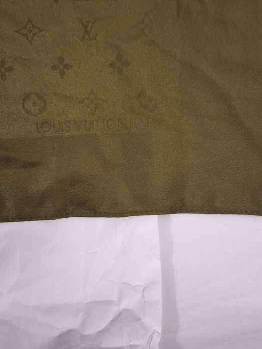 Louis vuitton esarfa matase