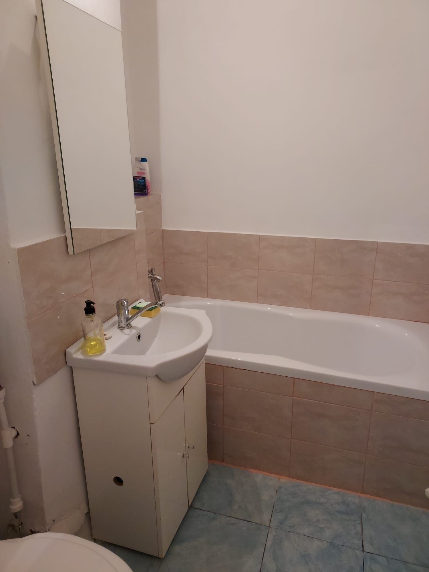 Garsoniera de vânzare  ! Calea Galati 67 bl. Progresul sc.1 ap 63 etj3