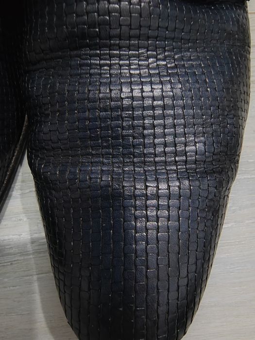 Vând pantofi din piele naturala mărimea 42