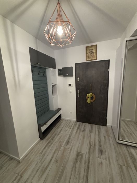 Apartament 2 camere / parcare privata