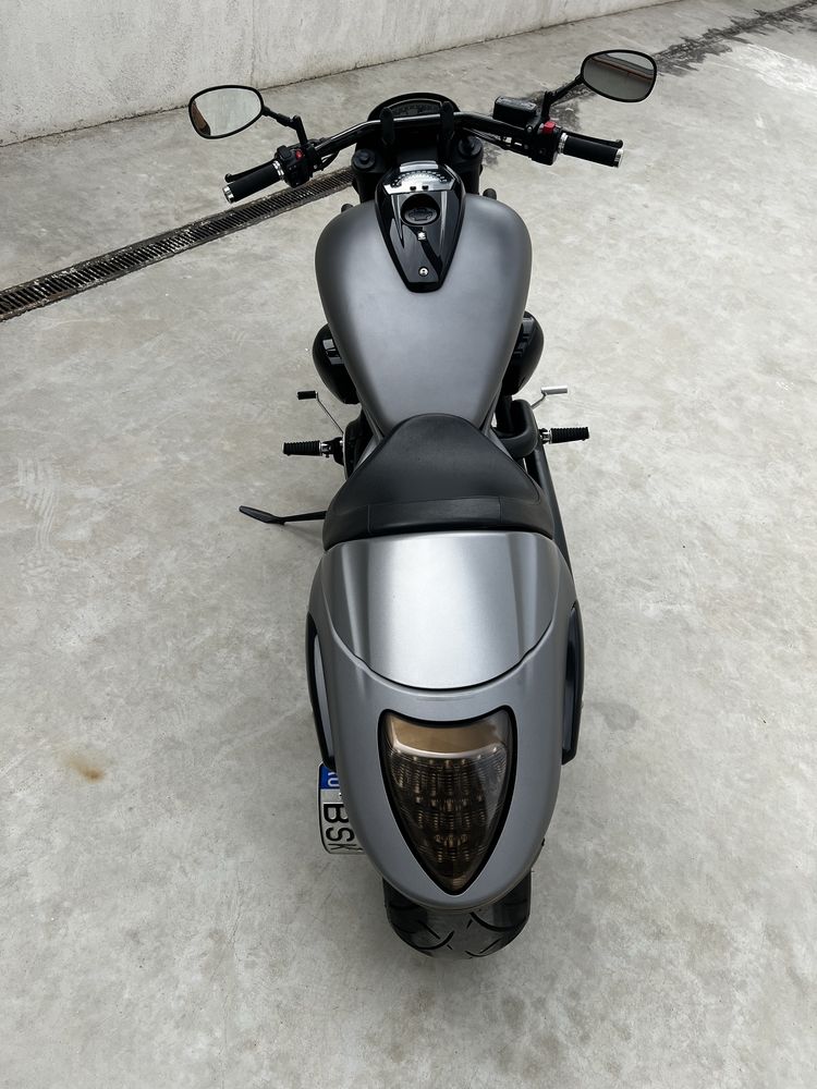 Suzuki Intruder VZR 1800