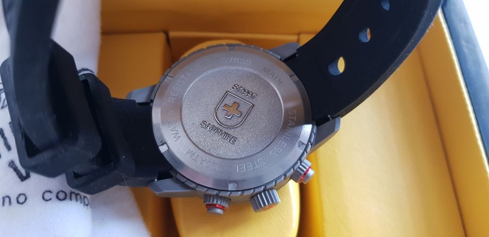 Оригинаа Швейцарские наручные часы CX Swiss Military S-2745 с хроногра