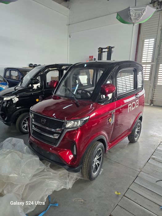 Masina electrica 3 locuri, fara permis