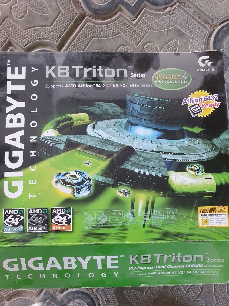 Продаю комплект GIGABYTE K8 Triton (nForce 4, Socket 939) + все аксесс