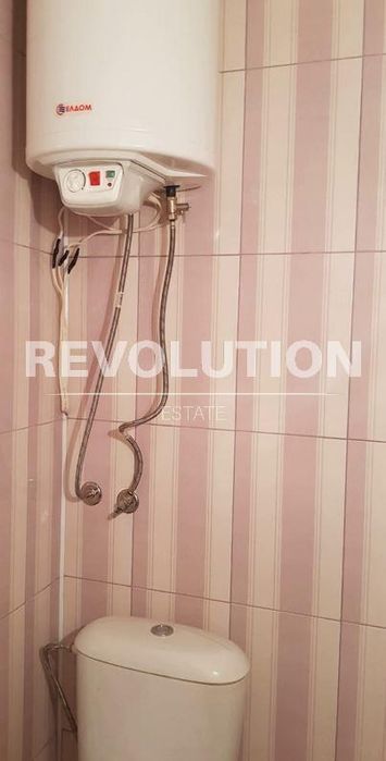 Дава се под наем Магазин в Варна, Възраждане 1 - 118 кв.м за 700 € - Снимка #4