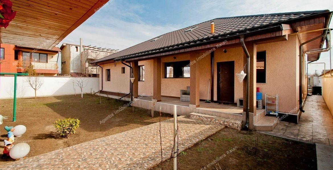 Vând casă sat costi