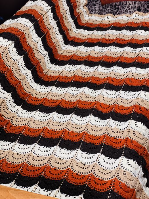 Patura realizata manual model deosebit