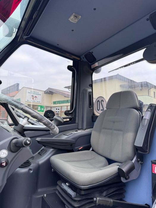 Incarcator compact pe roti SANY SW075 Nou