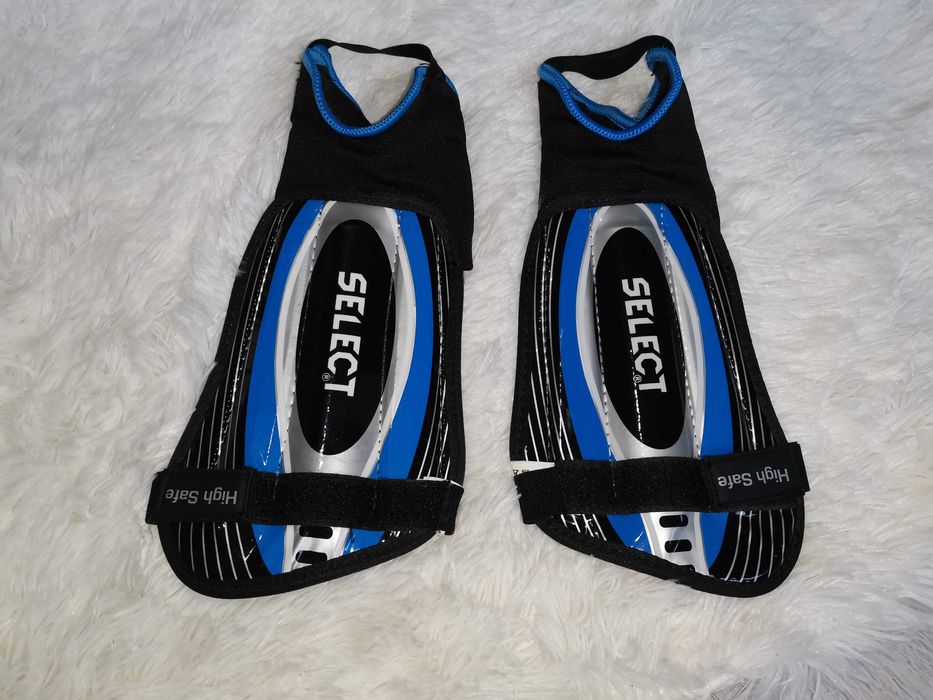 Футболен гащеризон размер л 10 лв