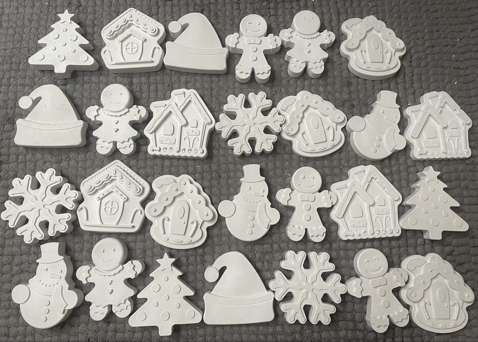 Лот от 27 бр фигурки за Коледа