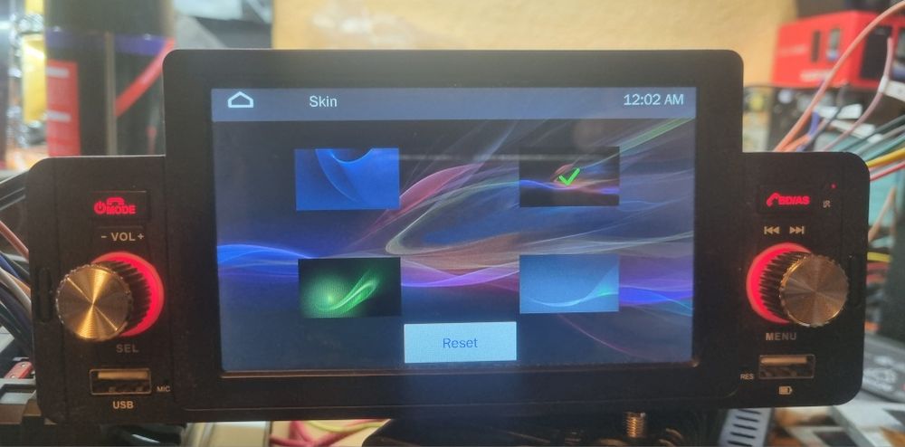 Dvd auto 1 din cu bluetooth  mufă universală nou