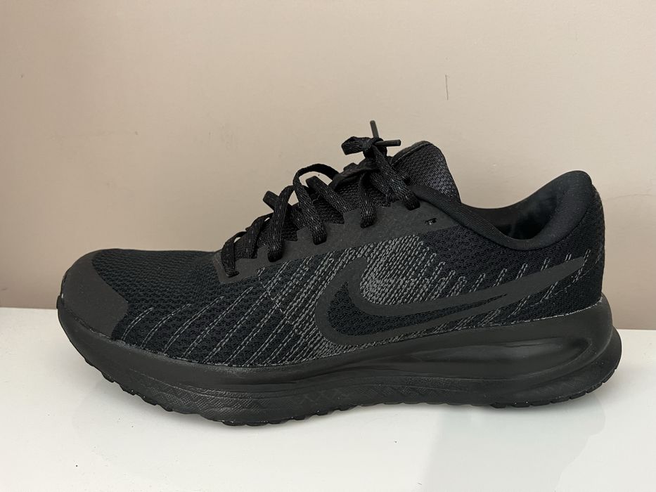 Nike Run Defy 43