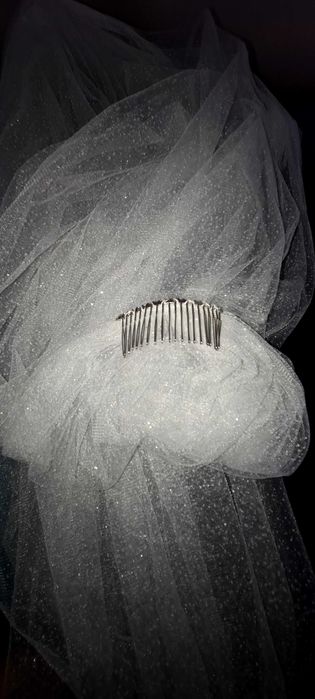 Voal cu sclipici pentru mirese