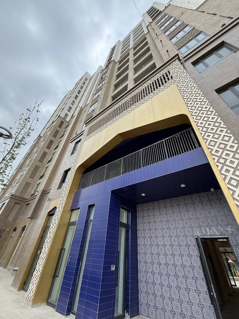 O'z Makon Продается 3 комнатная коробка Переулка мост Узбум