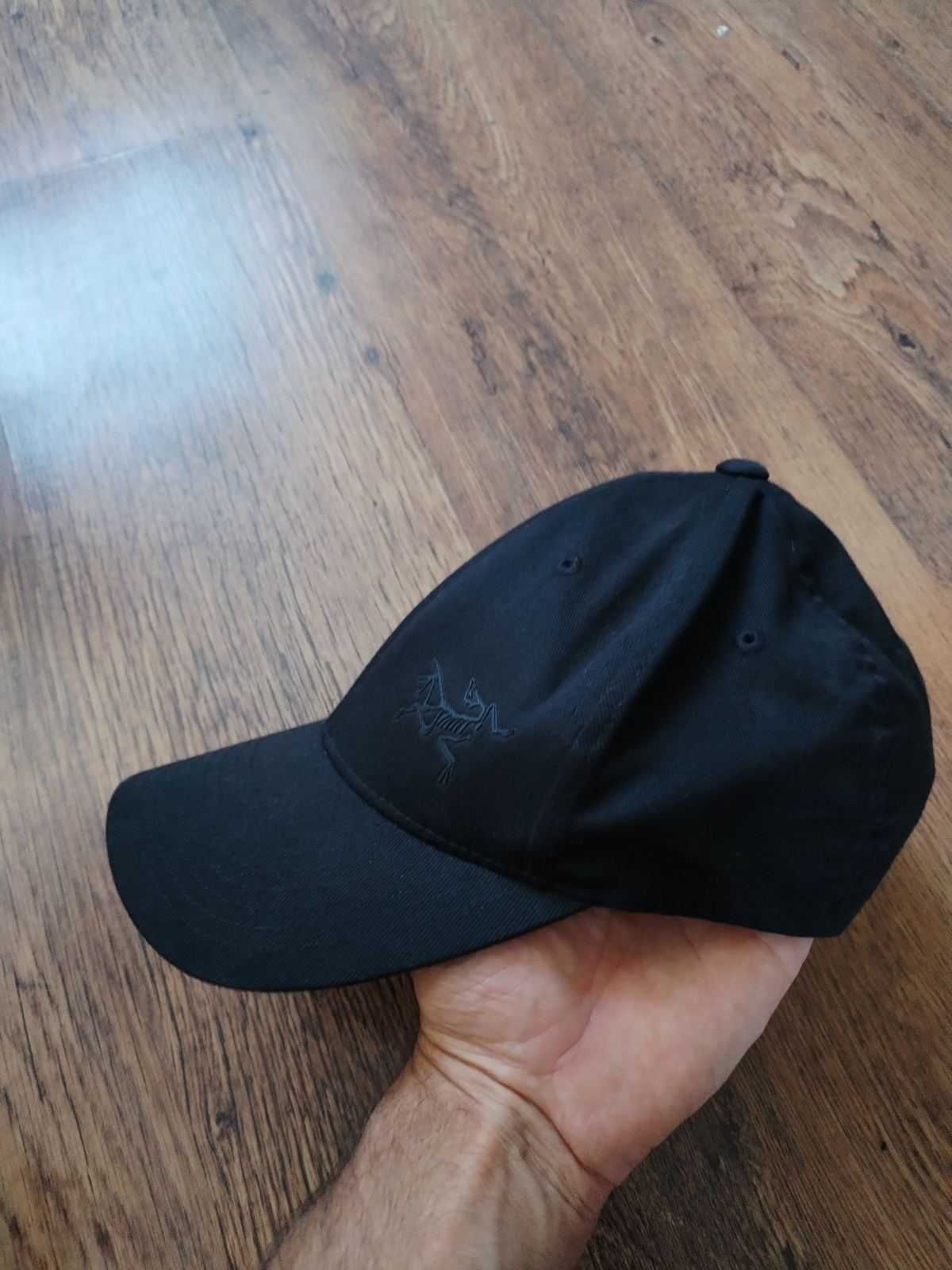 Arc'teryx Bird Cap - страхотна шапка FlexFit размер С-М