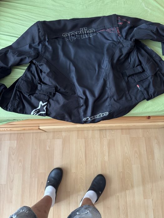 Яке за мотор алпин старс