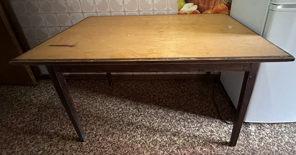 Стол обеденный 150/100 см
