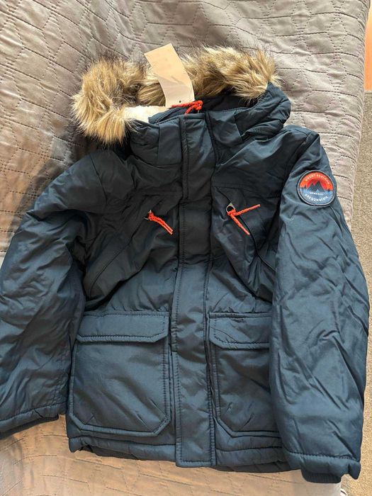 Ново детско зимно яке H&M с етикет, размер 110, мека подплата
