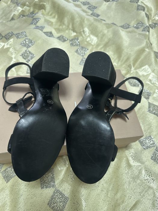 Sandale model deosebit, Office London, piele intoarsa