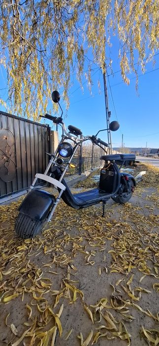 Vând scuter electric jrh