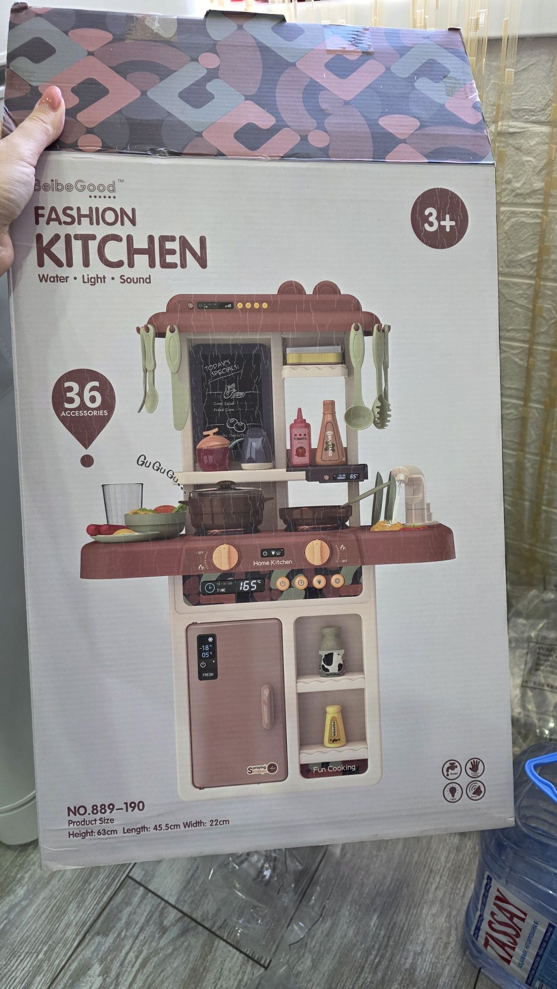 Продам кухню детскую