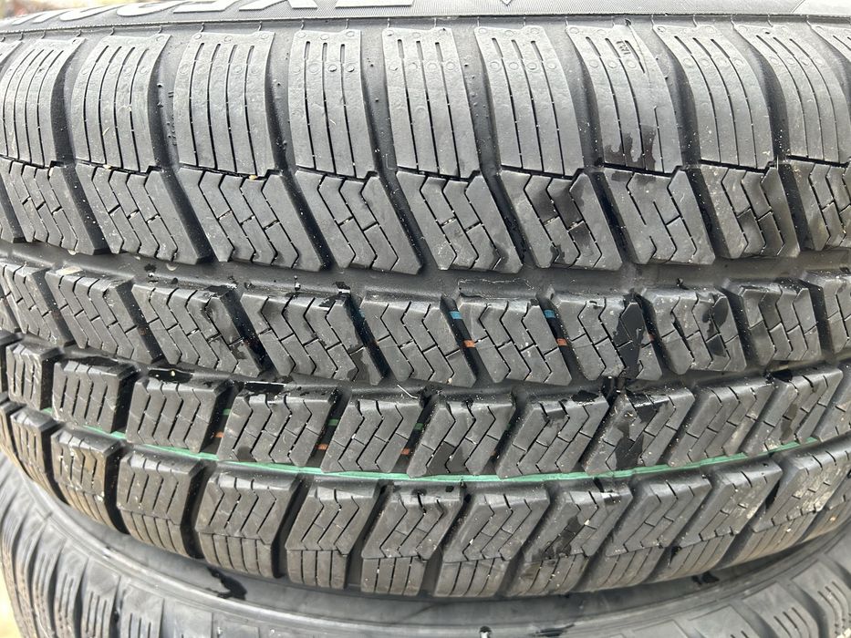 4 зимни гуми 215 60 16