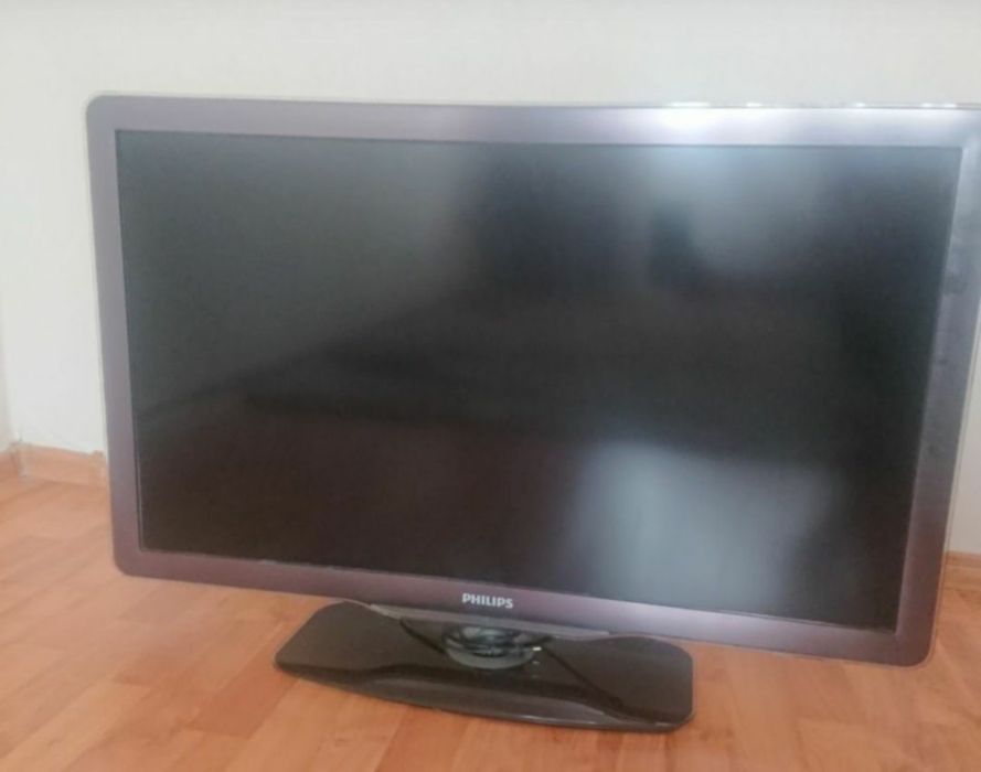 Телевизор Philips Ambilight 37
